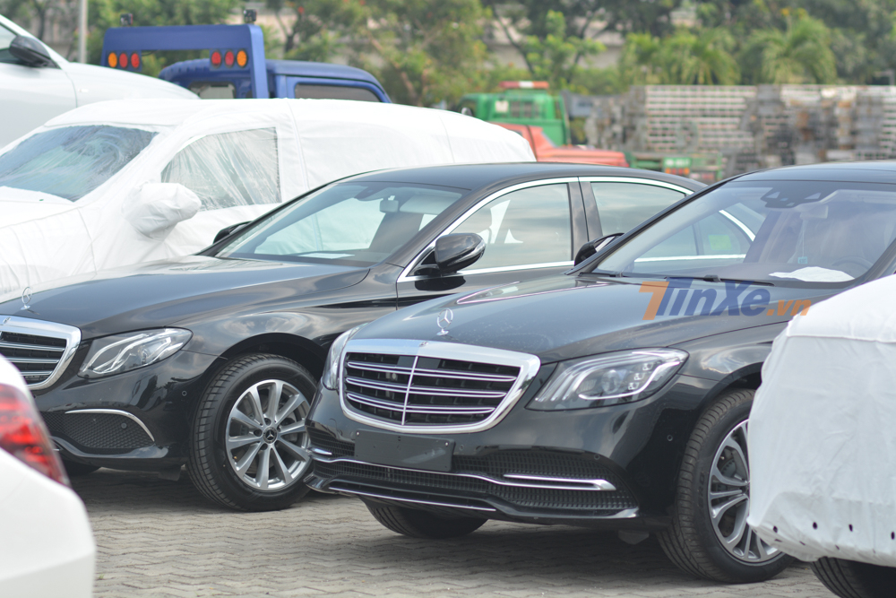 Những chiếc xe Mercedes-Benz đ&atilde; sẵn s&agrave;ng tham dự VMS 2019