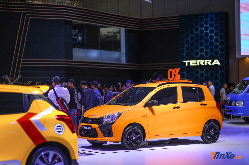 Suzuki Celerio khoác lên lớp áo cam nhám thể thao
