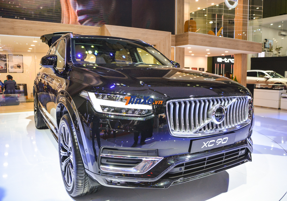 SUV hạng sang 7 chỗ Volvo XC90 Inscription 2020 ra mắt tại triển l&atilde;m VMS 2019