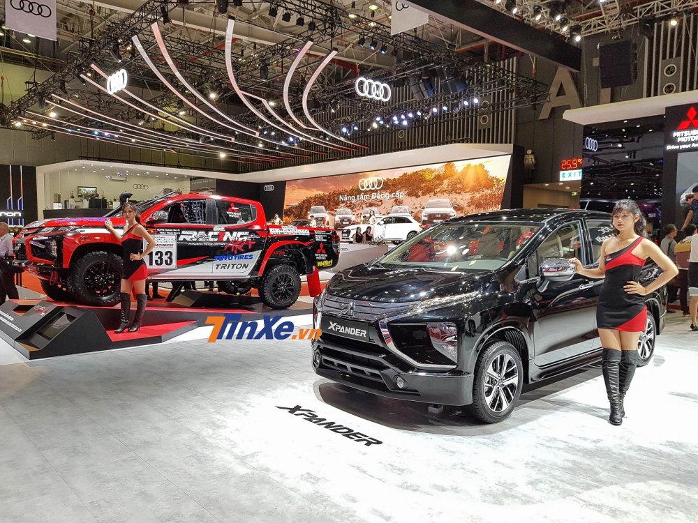Dẫn đầu là phiên bản đặc biệt (SE) của Mitsubishi Xpander cùng mẫu bán tải Mitsubishi Triton đã được đội đua Racing AKA sử dụng tải giải đua quốc tế Asia Cross Country Rally 2019 Dẫn đầu là phiên bản đặc biệt (SE) của Mitsubishi Xpander cùng mẫu bán tải Mitsubishi Triton đã được đội đua Racing AKA sử dụng tải giải đua quốc tế Asia Cross Country Rally 2019