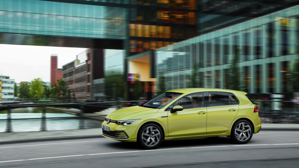 Với 12 tùy chọn động cơ, khách hàng có thể thoải mái lựa chọn khi mua Volkswagen Golf 2020