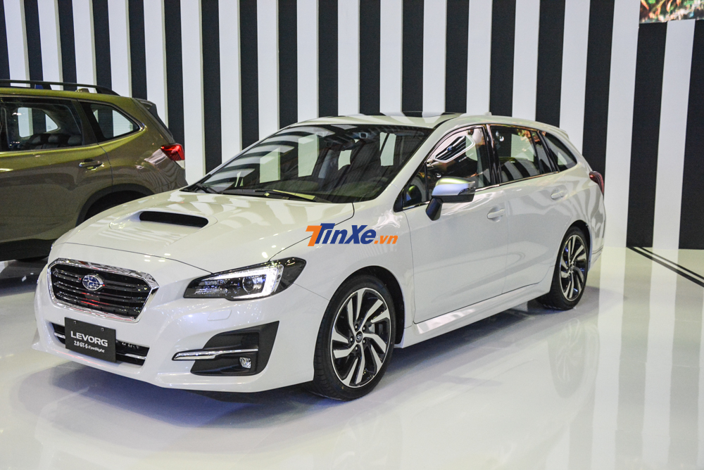 Xe wagon Subaru Levorg