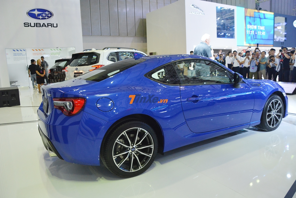 Subaru BRZ được sinh ra c&ugrave;ng Toyota 86 trong một dự &aacute;n kết hợp giữa Toyota v&agrave; Subaru nhằm tạo ra chiếc xe thể thao 2+2