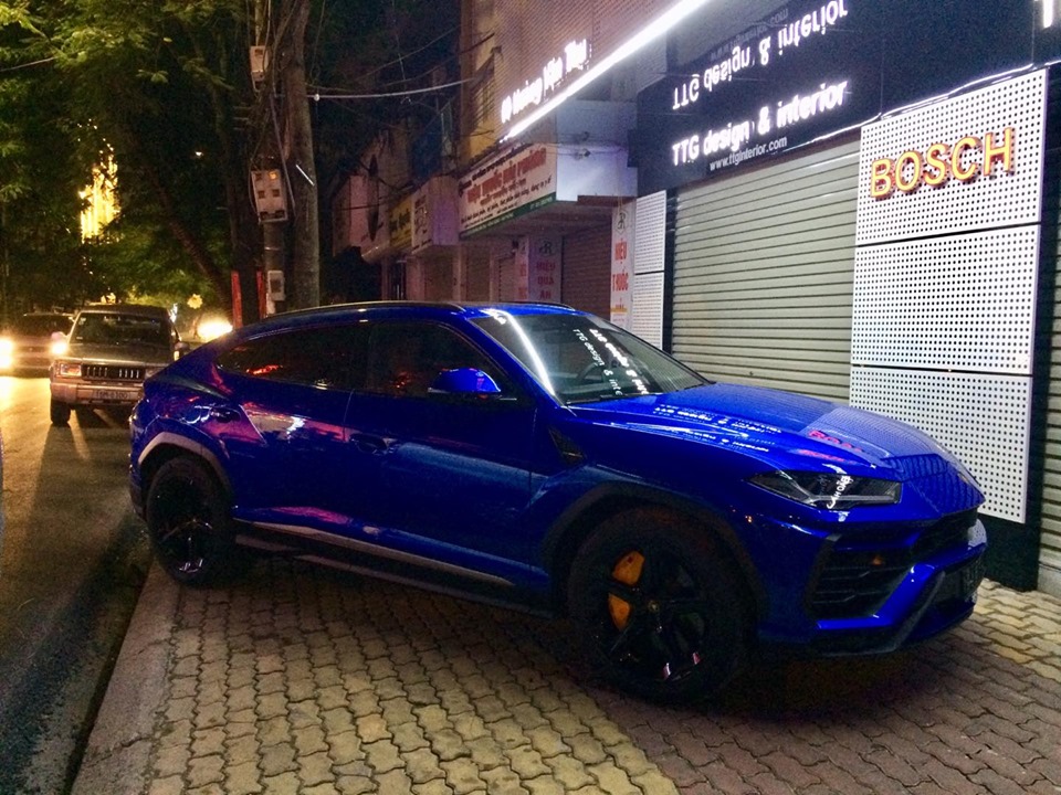 Đây là siêu SUV Lamborghini Urus thứ 5 về Việt Nam