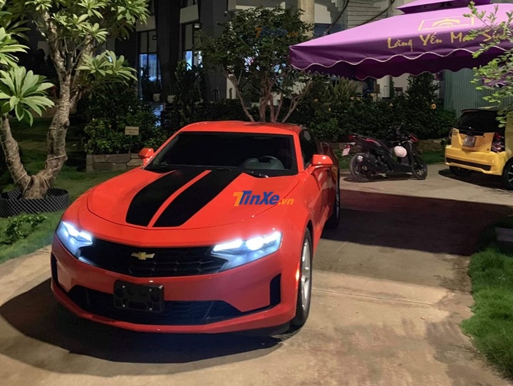 Vẻ đẹp của Chevrolet Camaro 2019 duy nhất tại Việt Nam