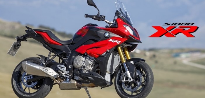 Chiếc xe trong đoạn video clip mang nhiều chi tiết giống Sport touring BMW S1000XR