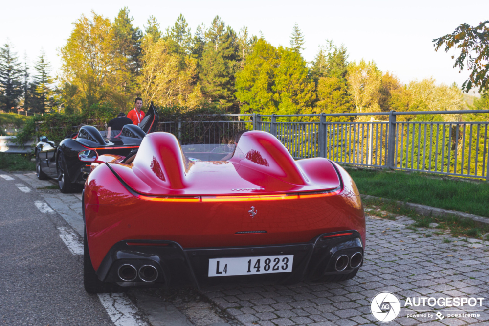 Ferrari Monza SP2 có tốc độ tối đa 300 km/h Ferrari Monza SP2 có tốc độ tối đa 300 km/h