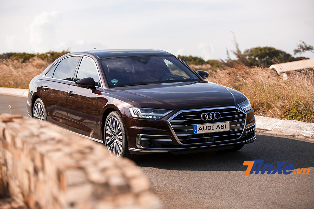 Audi A8L 2020 sẽ được giao tới khách hàng vào tháng 3/2020. Audi A8L 2020 sẽ được giao tới khách hàng vào tháng 3/2020.