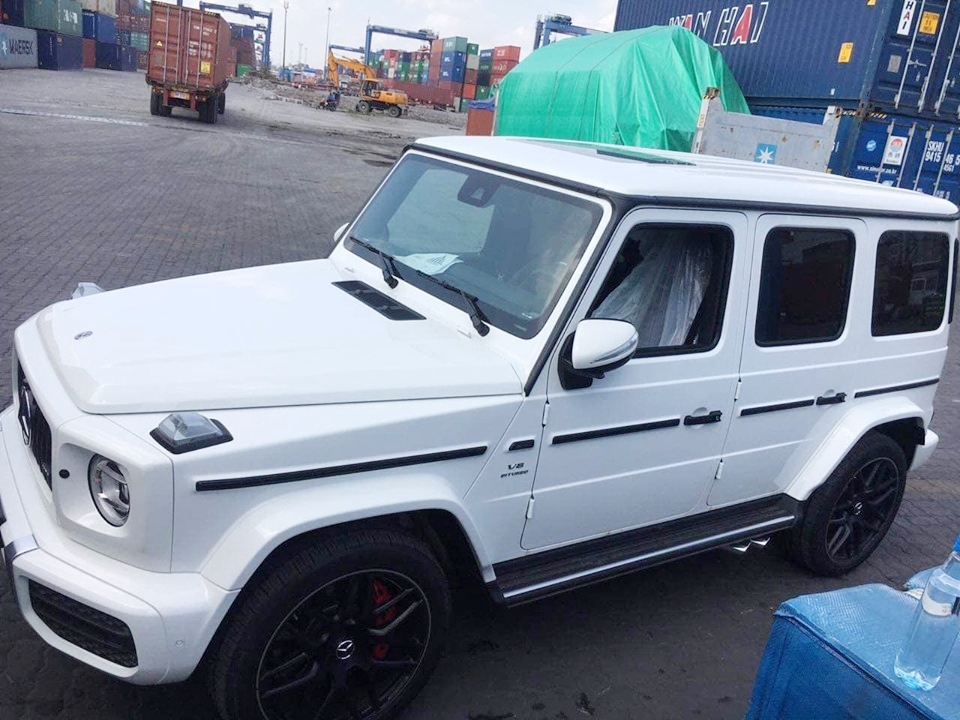 SUV hạng sang Mercedes-AMG G63 2019 m&agrave;u trắng nhập khẩu tư nh&acirc;n v&agrave; đ&atilde; c&oacute; chủ đặt mua