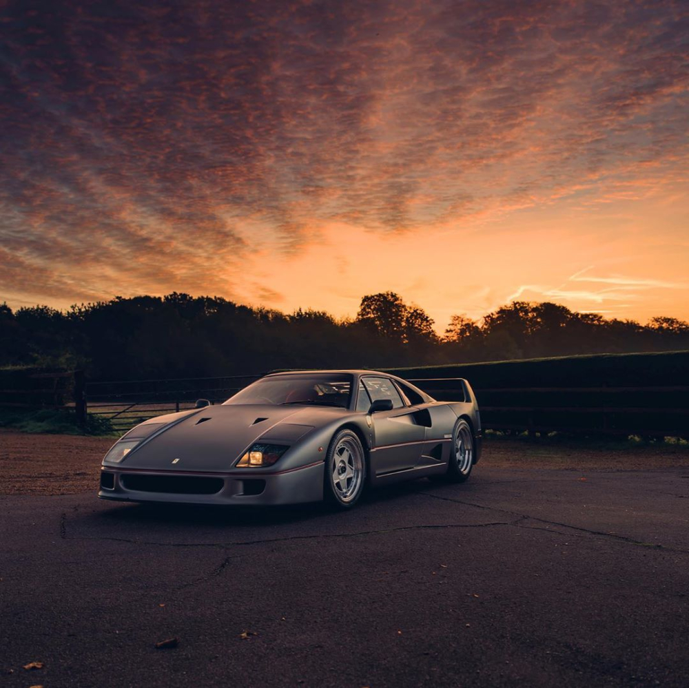 Đây còn là một trong những chiếc Ferrari F40 hiếm hoi lắp tay lái nghịch Đây còn là một trong những chiếc Ferrari F40 hiếm hoi lắp tay lái nghịch