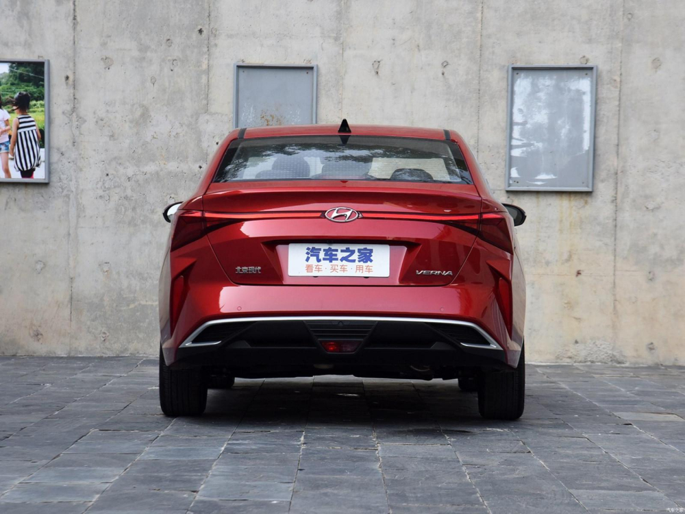 Thiết kế đằng sau của Hyundai Accent 2020