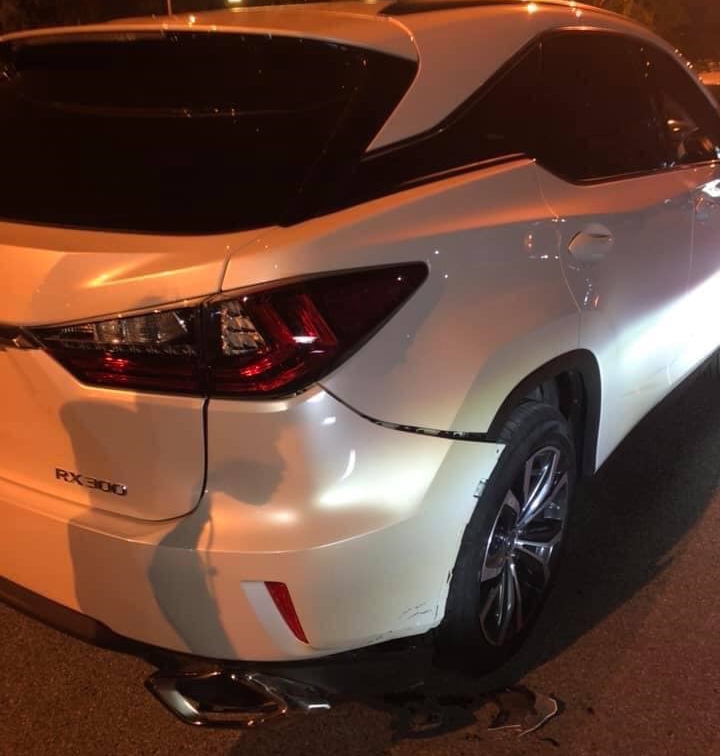 Đ&acirc;y l&agrave; thiệt hại của chiếc Lexus RX300