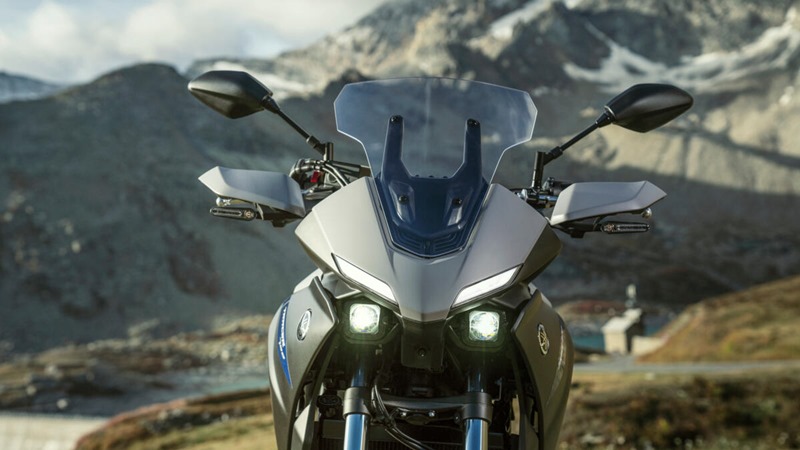 Bộ đầu đèn mới sẽ được thiết kế theo Sport bike đỉnh cao Yamaha R1 Bộ đầu đèn mới sẽ được thiết kế theo Sport bike đỉnh cao Yamaha R1
