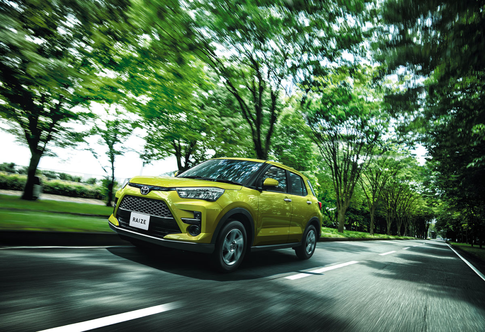 Toyota Raize 2020 l&agrave; anh em song sinh của Daihatsu Rocky