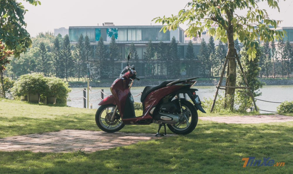 Honda SH phiên bản mới sẽ được bán ra với 2 phiên bản phân khối, 2 phiên bản phanh và 4 phiên bản màu