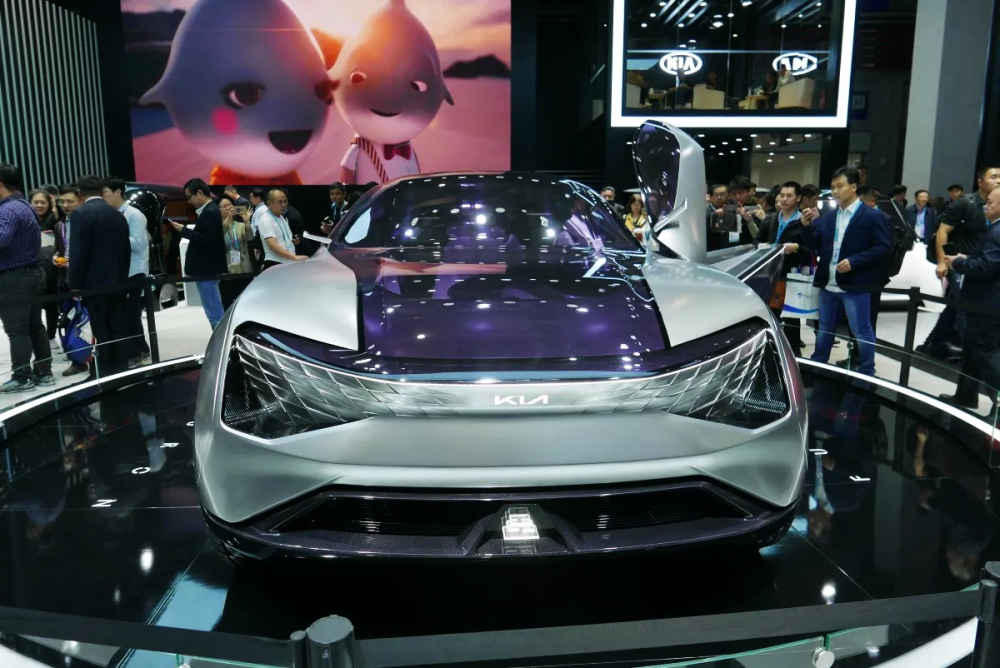 Mẫu SUV lai Coupe tương lai của Kia sẽ lấy cảm hứng thiết kế từ Futuron