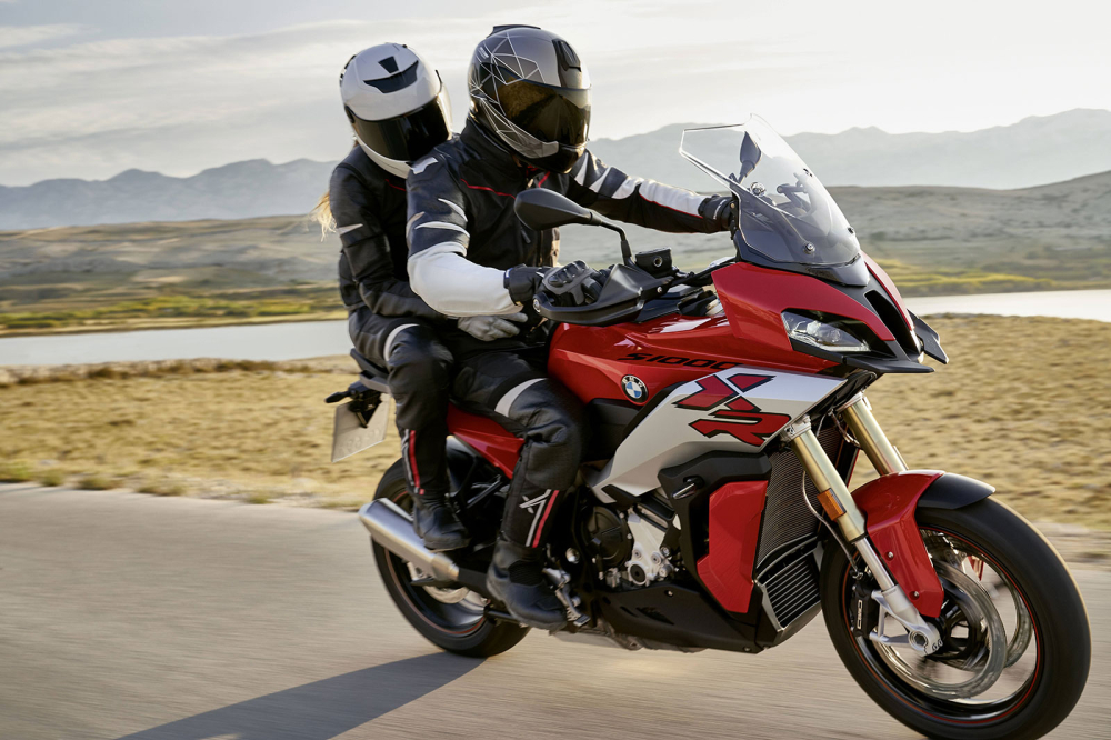 BMW S1000XR 2020 c&oacute; thiết kế cơ bắp hơn