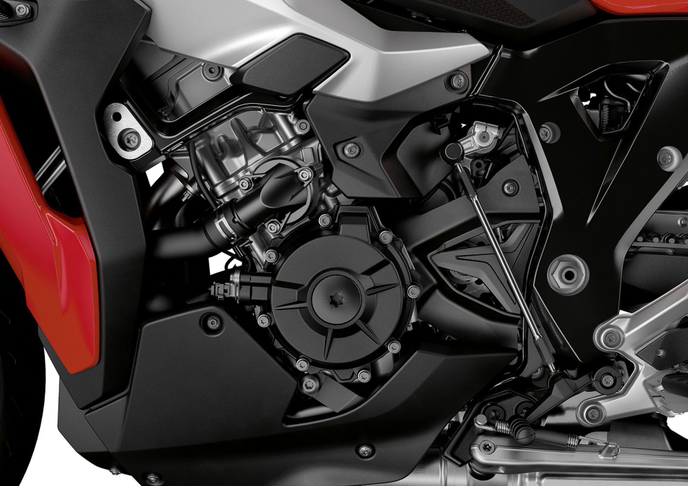 Khối động cơ 4 xylanh tr&ecirc;n BMW S1000XR 2020 được t&iacute;ch hợp c&ocirc;ng nghệ ShiftCam