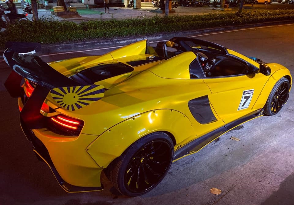 McLaren 650S Spider độ Liberty Walk thứ 2 tại Việt Nam McLaren 650S Spider độ Liberty Walk thứ 2 tại Việt Nam
