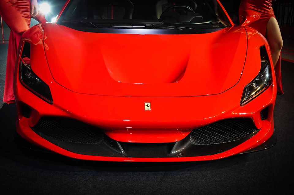 Hốc gió S-Duct của Ferrari F8 Tributo Hốc gió S-Duct của Ferrari F8 Tributo
