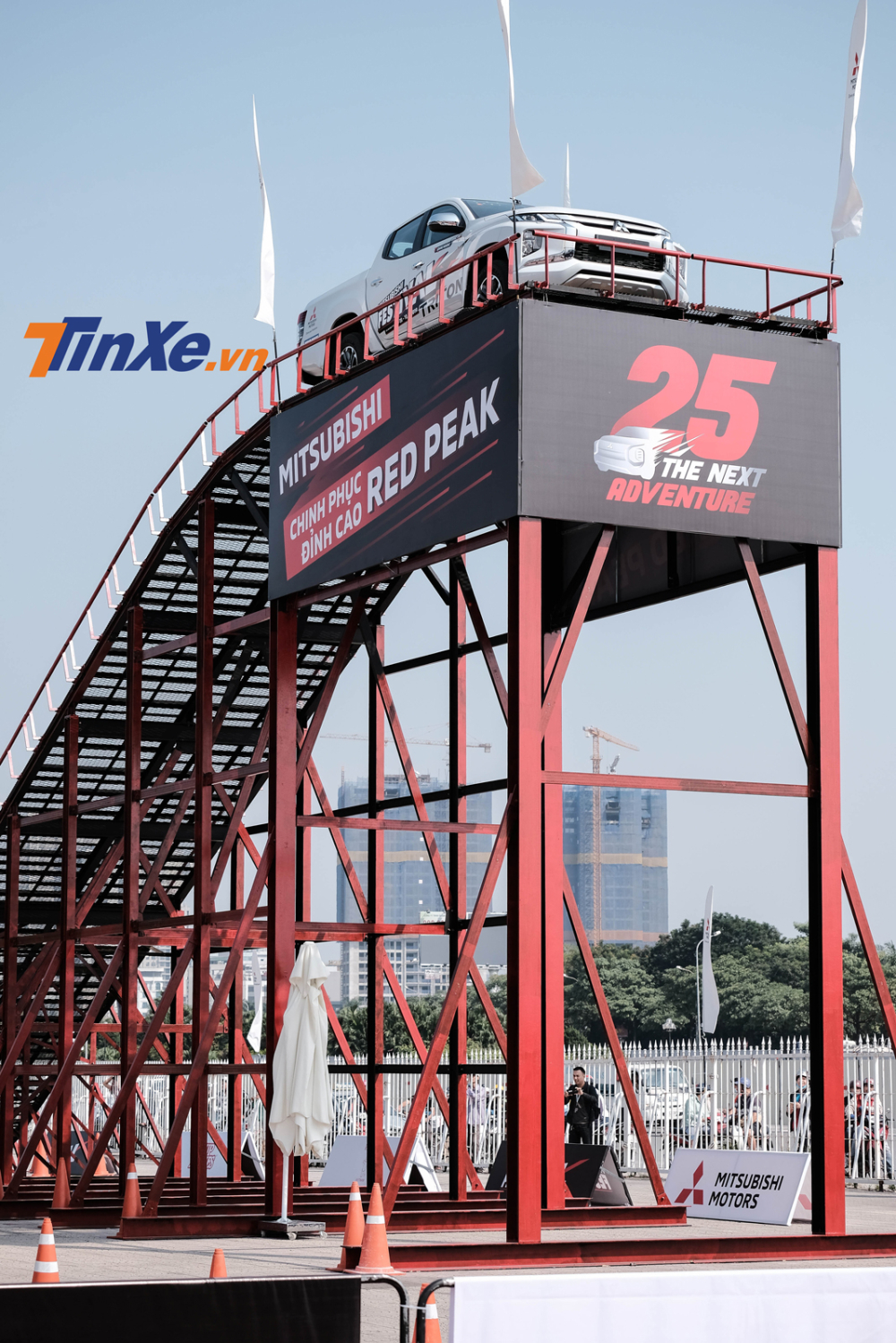 Đỉnh cao Red Peak với chiều cao 8 m lần đầu tiên xuất hiện tại Việt Nam Đỉnh cao Red Peak với chiều cao 8 m lần đầu tiên xuất hiện tại Việt Nam