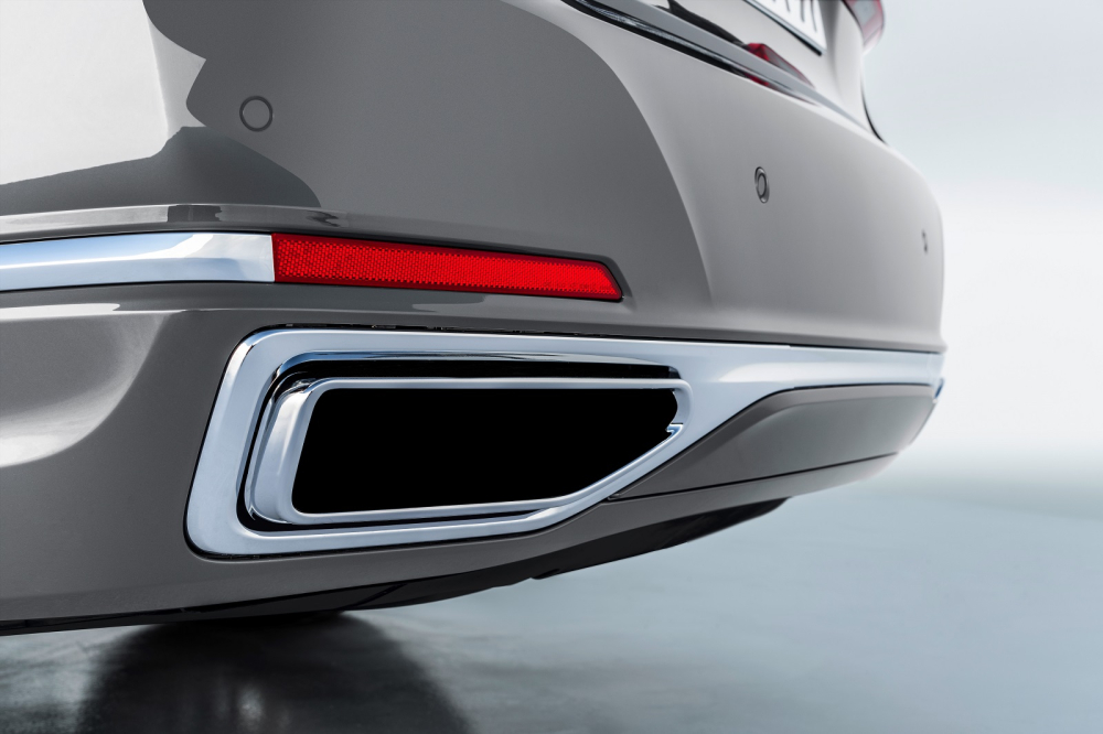 Ống xả có viền mạ crôm trang trí Ống xả có viền mạ crôm trang trí