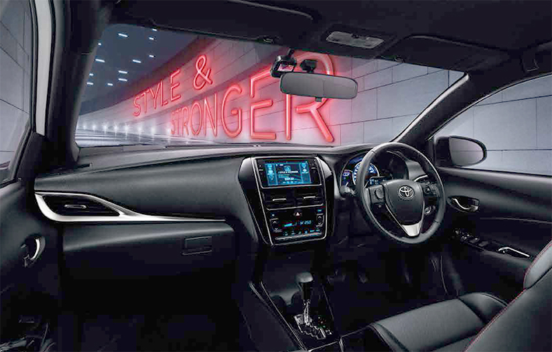 Nội thất b&ecirc;n trong Toyota Yaris 2020 tại Th&aacute;i Lan