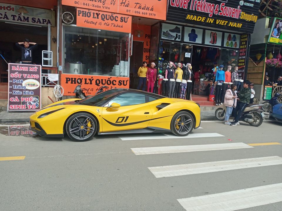 Ferrari 488 GTB độ Novitec Rosso do Cường Đô-la điều khiển sáng nay tại Sapa