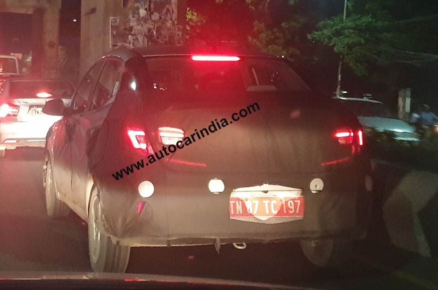 Hyundai Grand i10 Sedan 2020 có nắp cốp sau và cụm đèn hậu mới
