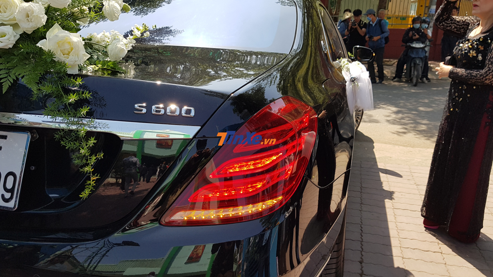 Hiện tại dòng xe siêu sang Mercedes-Maybach S600 đã không còn được phân phối chính hãng tại Việt Nam. Thay vào đó là mẫu xe Mercedes-Maybach S650. Hiện tại dòng xe siêu sang Mercedes-Maybach S600 đã không còn được phân phối chính hãng tại Việt Nam. Thay vào đó là mẫu xe Mercedes-Maybach S650.