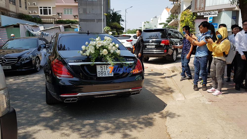 Biển số này có 3 con số cuối được đọc là tam hoa 9, một ý nghĩa may mắn, thành đạt trong việc làm ăn cũng như sức khoẻ thịnh vượng. Biển số này có 3 con số cuối được đọc là tam hoa 9, một ý nghĩa may mắn, thành đạt trong việc làm ăn cũng như sức khoẻ thịnh vượng.