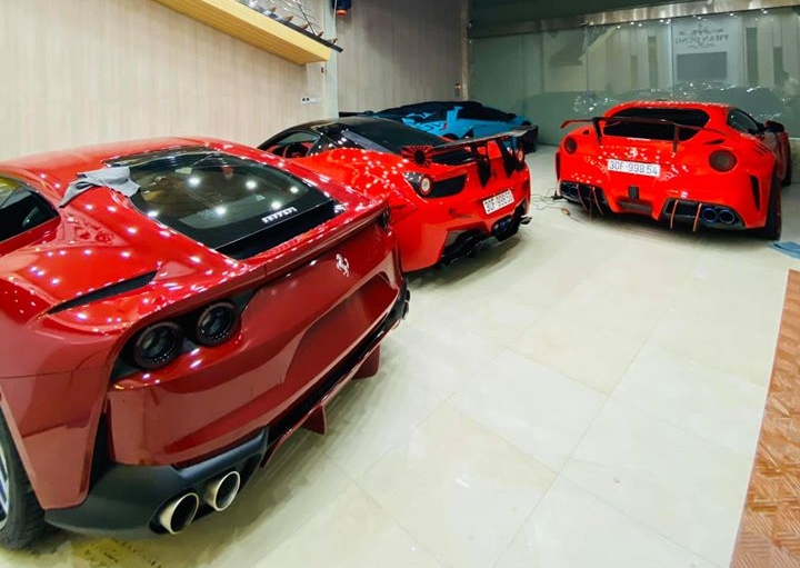 Ferrari 812 Superfast đầu tiên về Việt Nam mang màu sơn đỏ hiếu chiến
