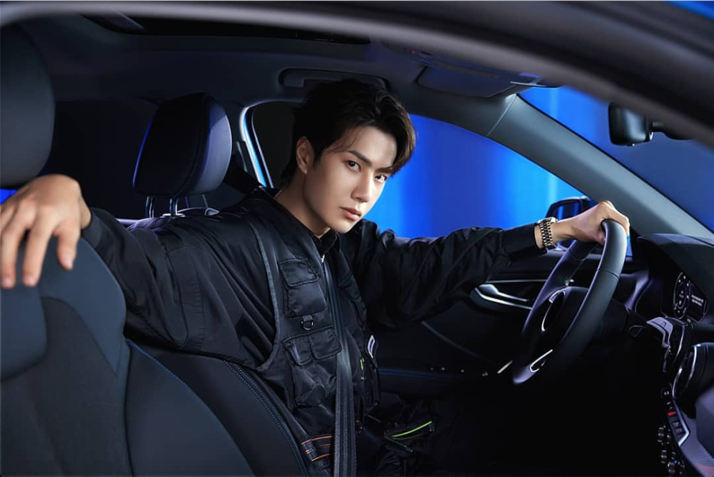 Nhất Bác hiện là một trong những gương mặt được săn đón của các nhãn hàng tại Trung Quốc Nhất Bác hiện là một trong những gương mặt được săn đón của các nhãn hàng tại Trung Quốc