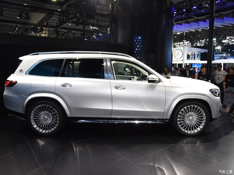 Mercedes-Maybach GLS 2020 không thay đổi kích thước so với GLS tiêu chuẩn