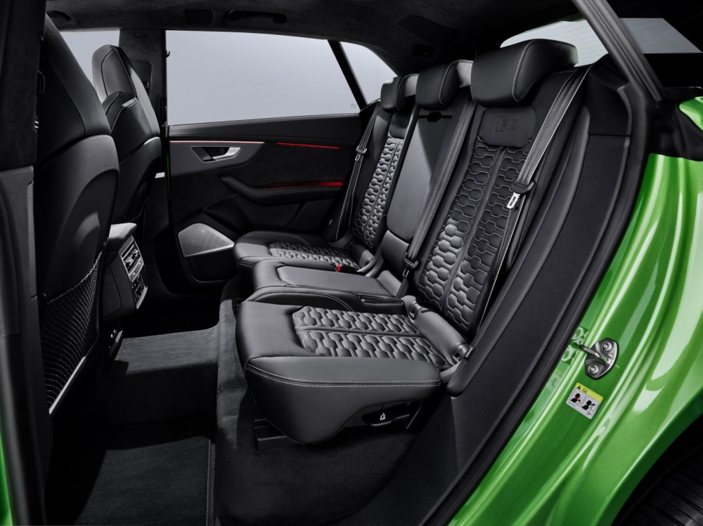 Hàng ghế phía sau của Audi RS Q8