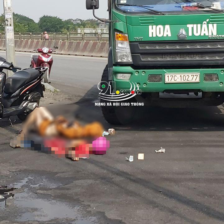Vụ tai nạn khiến 2 mẹ con đi xe máy tử vong thương tâm