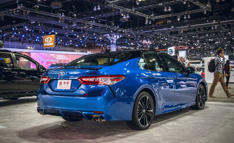 Toyota Camry 2020 phiên bản dẫn động 4 bánh toàn thời gian mới