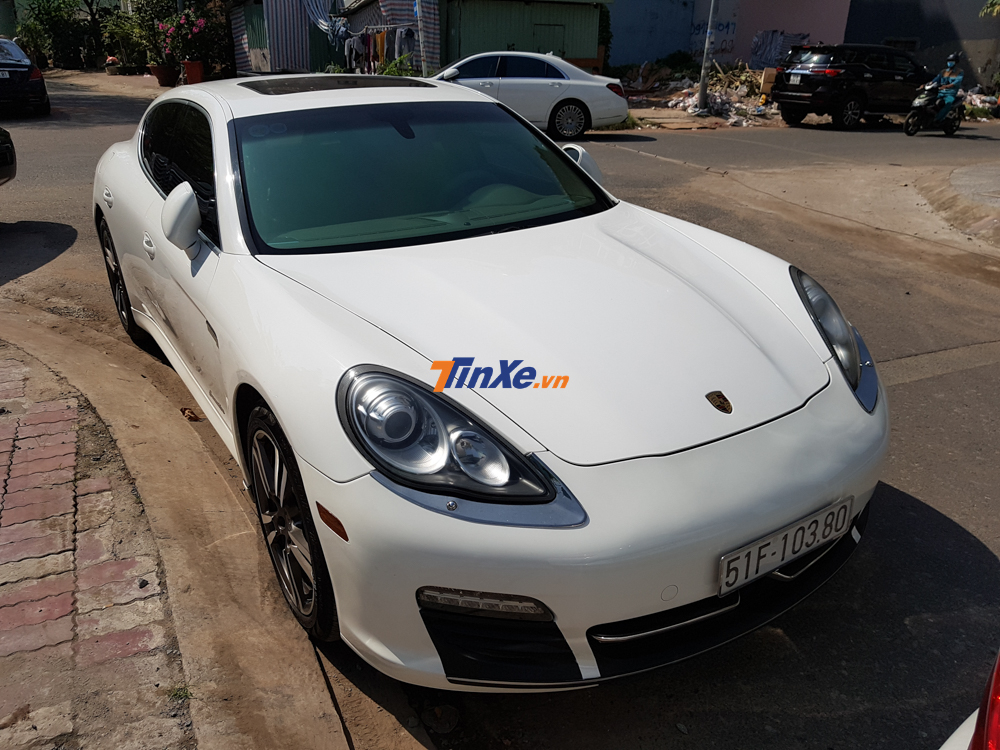 Vẻ đẹp của chiếc Porsche Panamera 4S đời cũ thuộc sở hữu gia đ&igrave;nh Bảo Thy