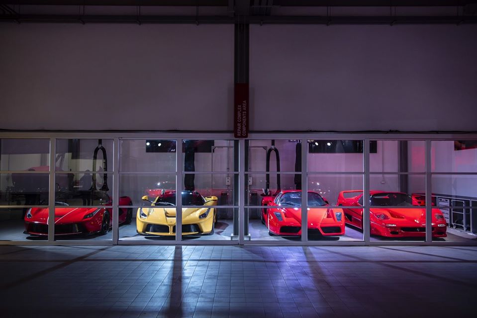 6 chiếc si&ecirc;u xe Ferrari xuất hiện c&ugrave;ng nhau của nh&agrave; gi&agrave;u Th&aacute;i c&oacute; tổng gi&aacute; hơn 766 tỷ đồng
