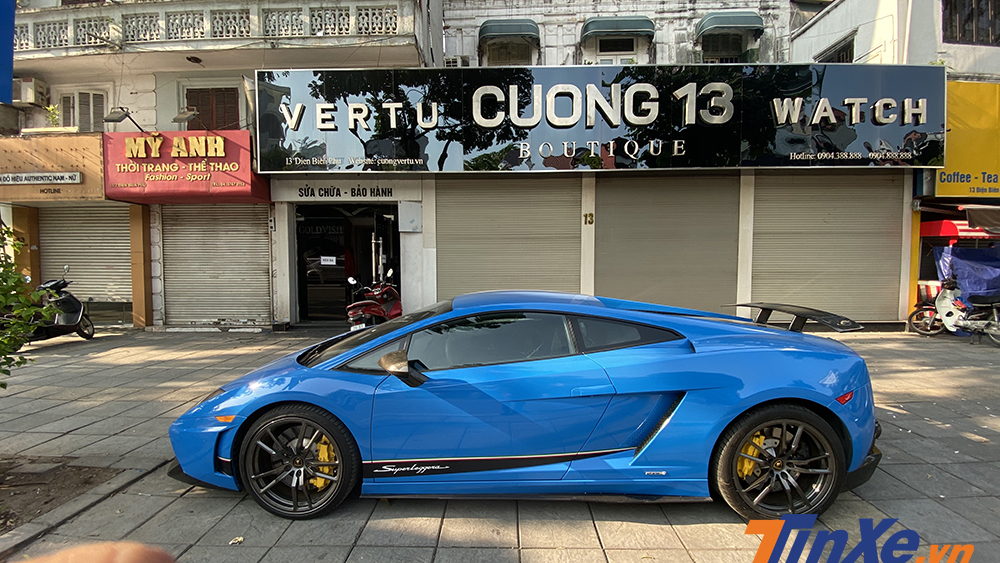 Lamborghini Gallardo Superleggera LP570-4 l&agrave; chiếc xe độc nhất Việt Nam t&iacute;nh đến thời điểm hiện tại.