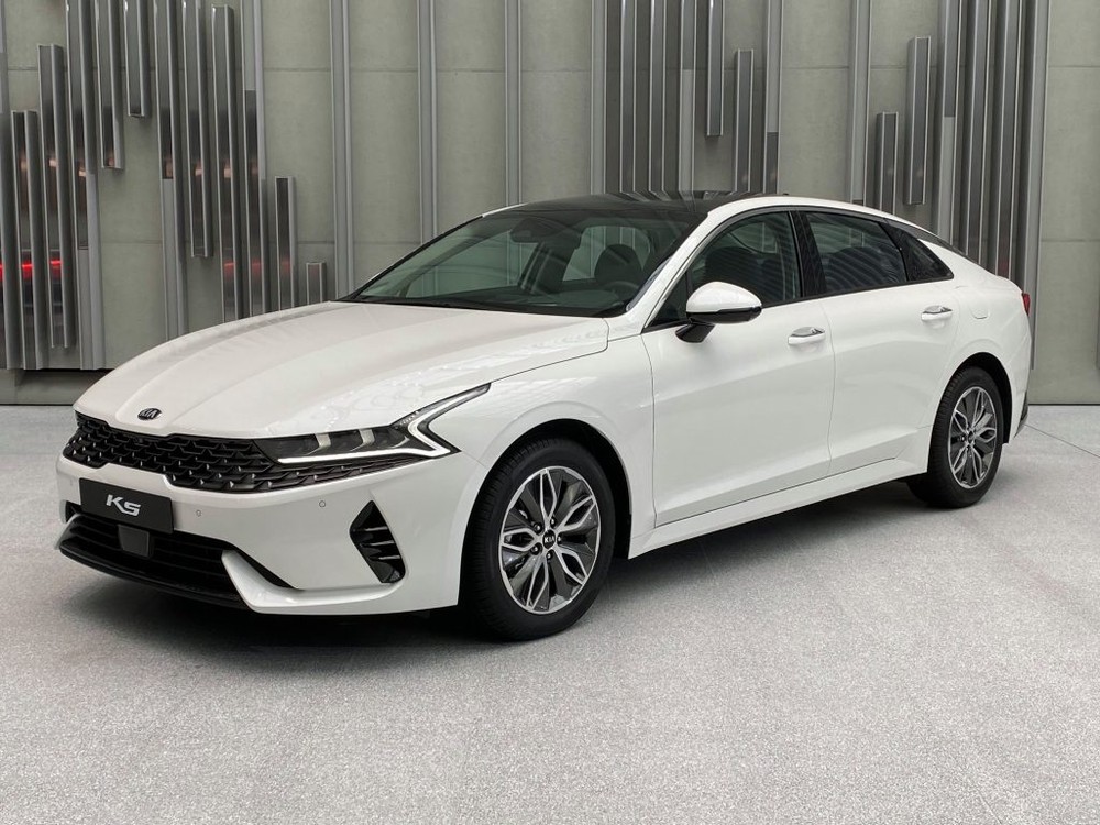 Thiết kế đầu xe táo bạo của Kia Optima mới Thiết kế đầu xe táo bạo của Kia Optima mới
