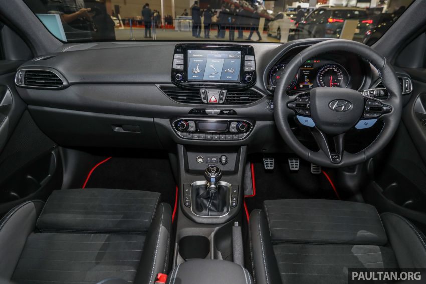 Nội thất bên trong Hyundai i30 N tại Malaysia