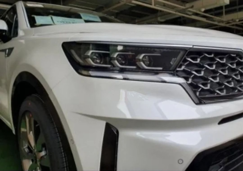 Hình ảnh rò rỉ đầu tiên của Kia Sorento 2020