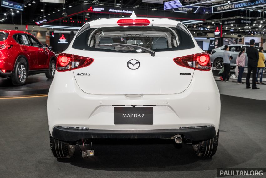 Đèn hậu LED của Mazda2 2020 cũng được cải tiến