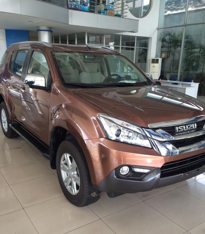 Thiết kế tổng thể của những chiếc Isuzu mu-X 2017 không khác nhiều so với những chiếc xe đời mới nhất