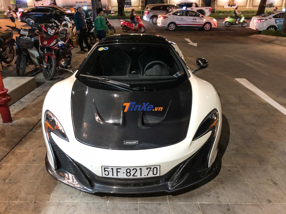 Trong tối ng&agrave;y 29/11, một số nguồn tin cho hay, ngo&agrave;i trưởng đo&agrave;n Car Passion tổ chức tiệc th&ocirc;i n&ocirc;i cho con c&ograve;n c&oacute; tiệc sinh nhật sớm một ng&agrave;y của Đ&agrave;m Thu Trang. Tuy nhi&ecirc;n, chiếc si&ecirc;u xe mui trần McLaren 650S Spider của chồng Diệp L&acirc;m Anh kh&ocirc;ng đỗ c&ugrave;ng d&agrave;n si&ecirc;u xe với c&aacute;c bạn b&egrave; của Cường Đ&ocirc;-la