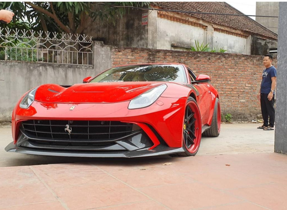 Siêu xe Ferrari F12 Berlinetta độ body kit Duke Dynamics độc nhất Việt Nam chỉ có 15 chiếc trên thế giới Siêu xe Ferrari F12 Berlinetta độ body kit Duke Dynamics độc nhất Việt Nam chỉ có 15 chiếc trên thế giới
