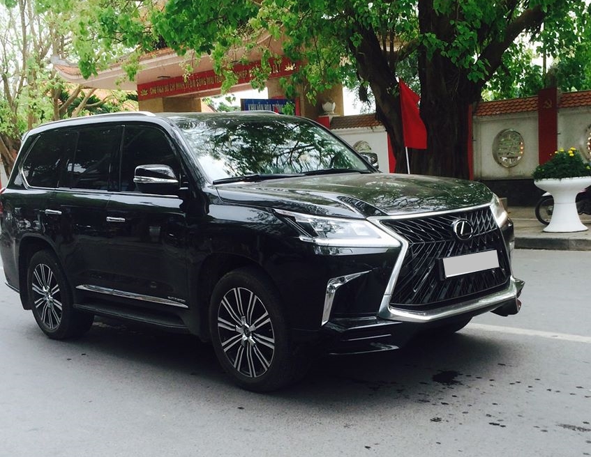 Số lượng xe Lexus LX570 Super Sport ở Thanh Hoá hơn 5 chiếc Số lượng xe Lexus LX570 Super Sport ở Thanh Hoá hơn 5 chiếc