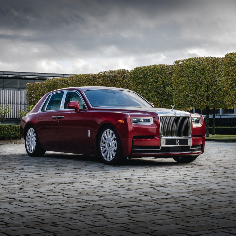 The Red Phantom - một siêu phẩm kỷ niệm 115 năm của Rolls0-Royce The Red Phantom - một siêu phẩm kỷ niệm 115 năm của Rolls0-Royce