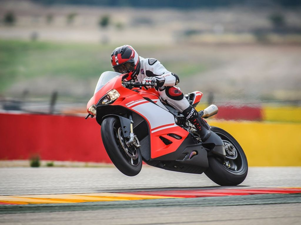 Ducati 1299 Panigale Superleggera Ducati 1299 Panigale Superleggera